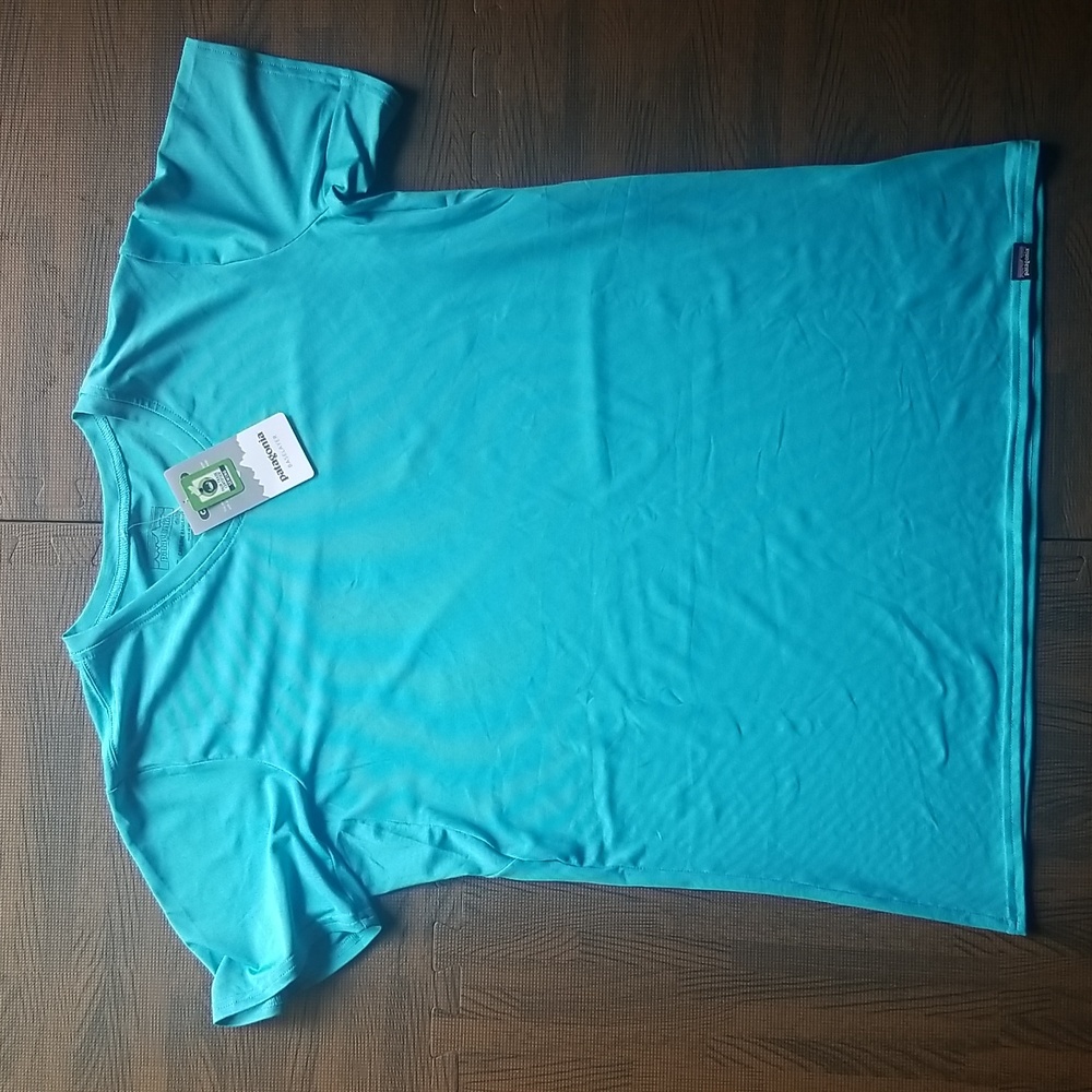 Brand New w/ Tags Patagonia Women's L Capilene Cool Daily Shirt